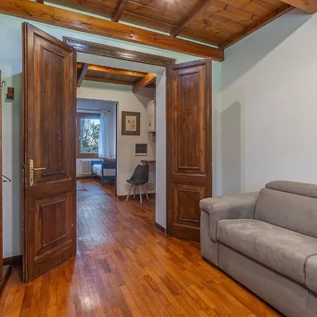 Apartament Guesthost - La Casa Nel Pineto With Pool & Parking