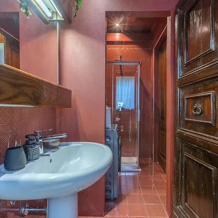 Guesthost - La Casa Nel Pineto With Pool & Parking Daire