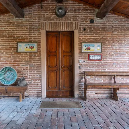 Guesthost - La Casa Nel Pineto With Pool & Parking Daire *