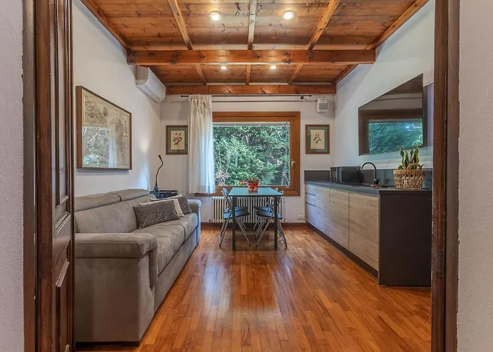 Apartment Guesthost - La Casa Nel Pineto With Pool & Parking *