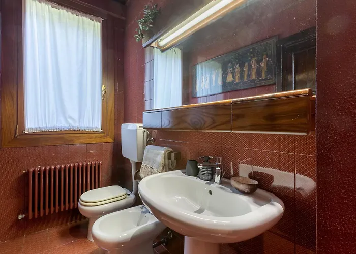 Guesthost - La Casa Nel Pineto With Pool & Parking Apartament Ferrara